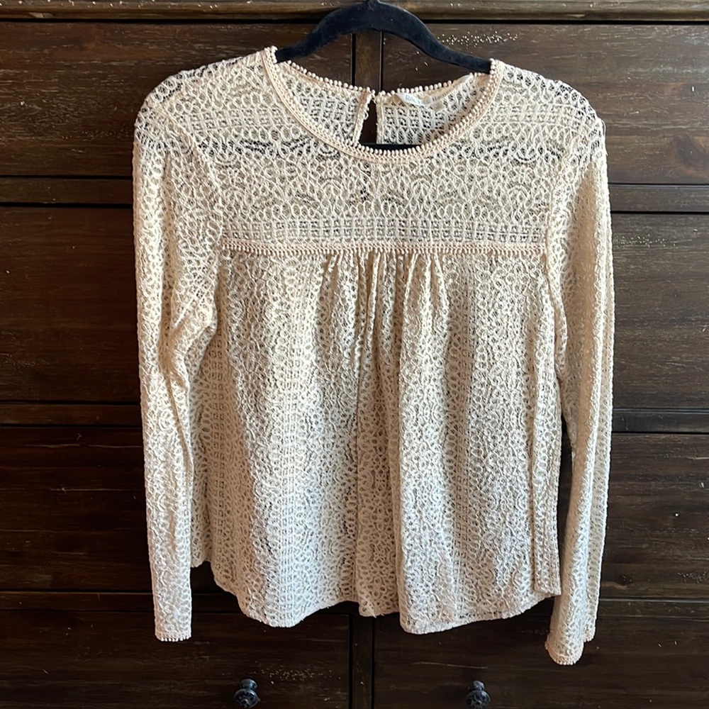 Lace Blouse - Picture 3 of 7